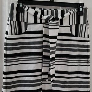 Cabi Short Straight Skirt Women's Black White Stripe Pull on Faux Wrap Tie Small